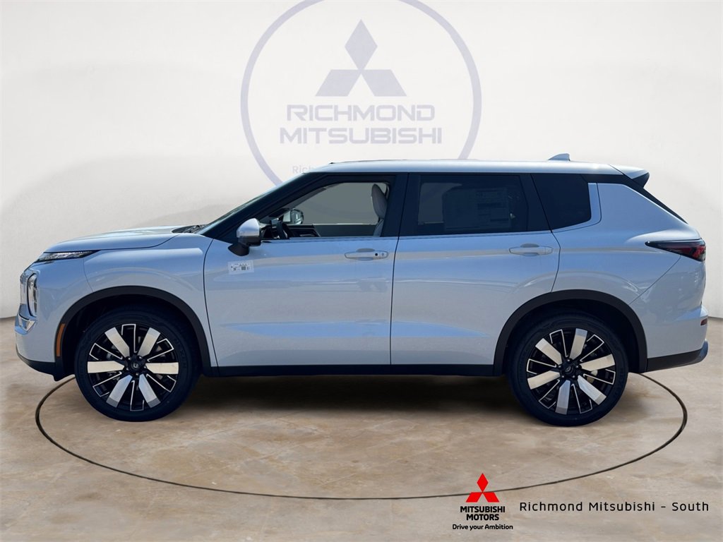 New 2025 Mitsubishi Outlander SE image 6