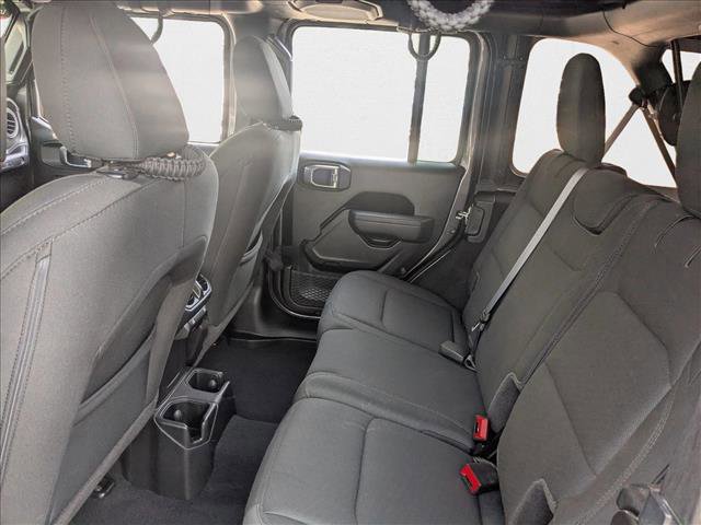 Used 2022 Jeep Wrangler Unlimited Sport image 16