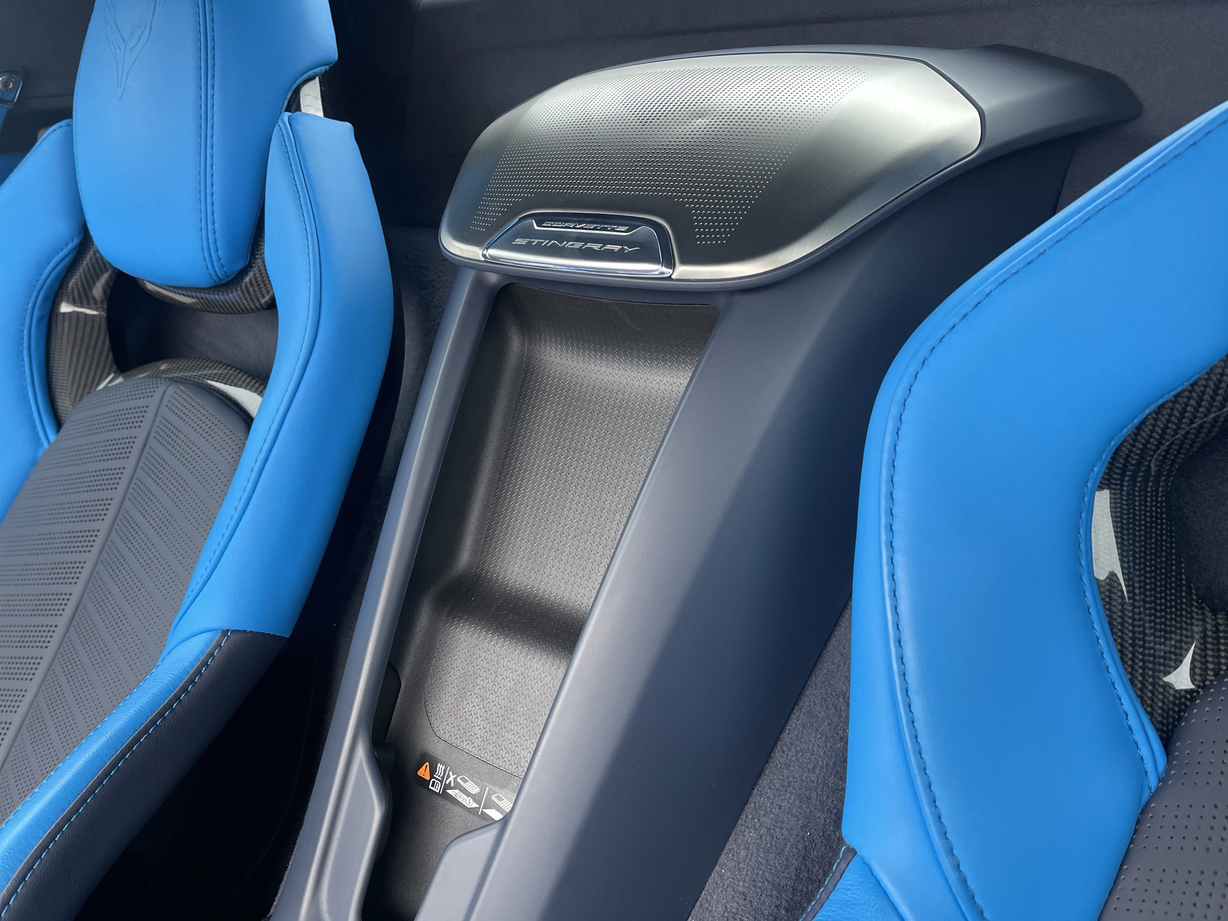 Used 2022 Chevrolet Corvette Stingray Premium Conv w/ Z51 Performance Package image 27