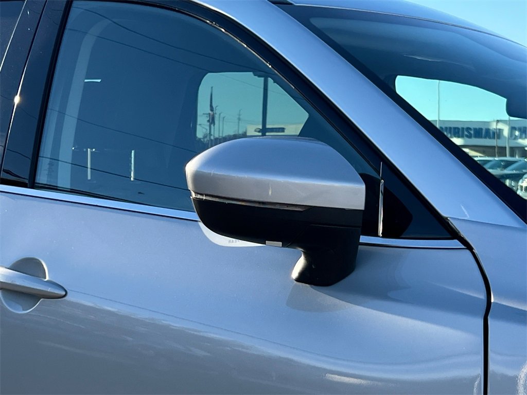 Used 2024 Nissan Pathfinder SV image 8