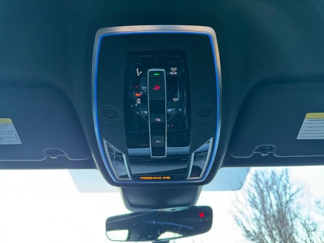 Certified 2023 Audi A8 L 3.0T image 22