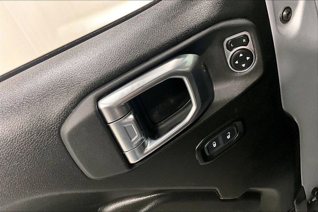 Used 2024 Jeep Wrangler Willys image 37