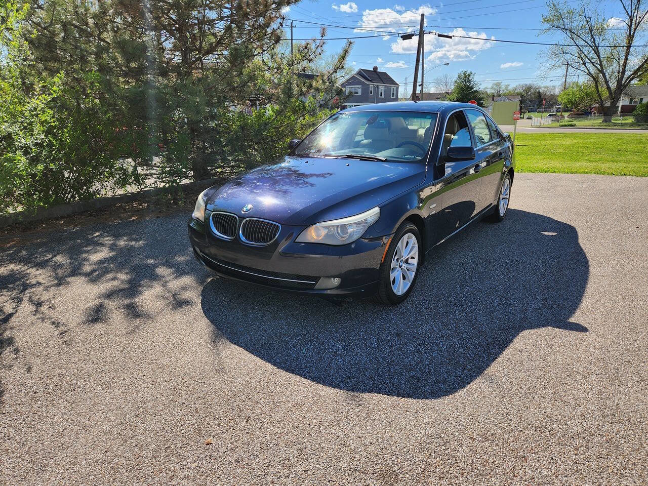 Used 2010 BMW 535i xDrive Sedan image 3