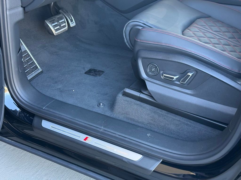 New 2026 Audi SQ7 Prestige image 21