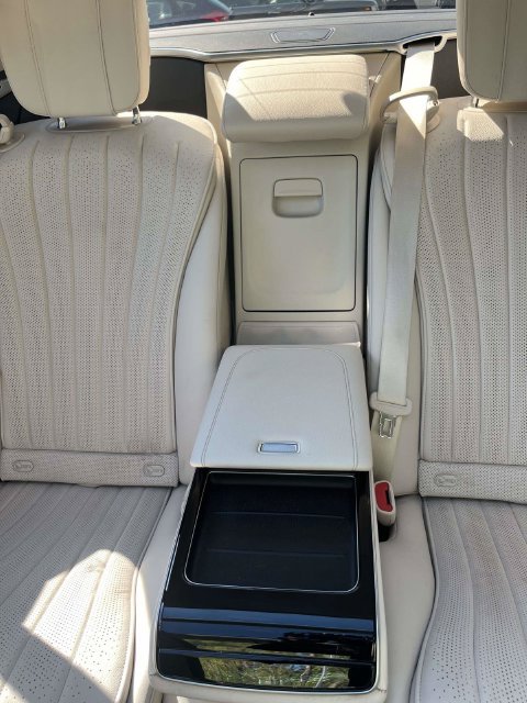 Used 2022 Mercedes-Benz S 580 4MATIC Sedan w/ AMG Line Package image 33