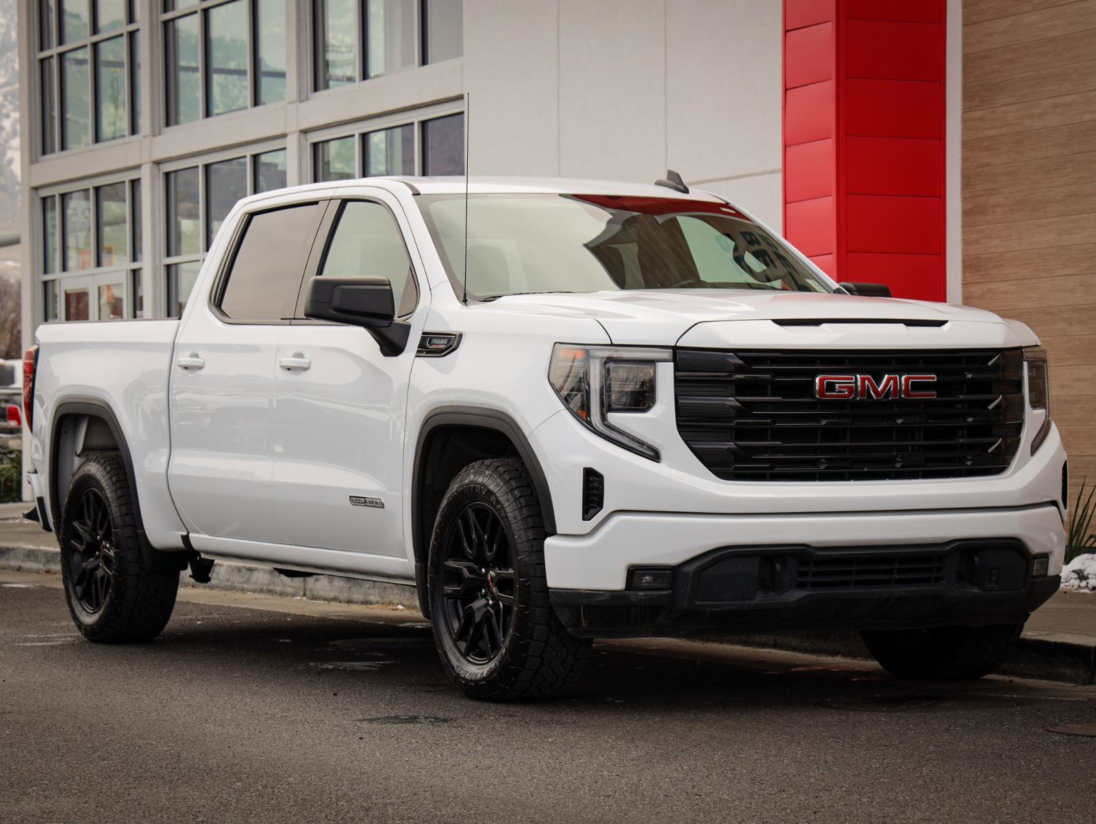 Used 2023 GMC Sierra 1500 Elevation