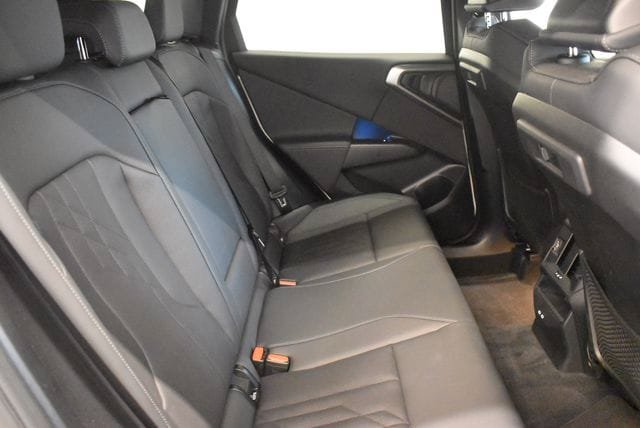Used 2025 BMW X3 xDrive30i AWD/4WD image 17