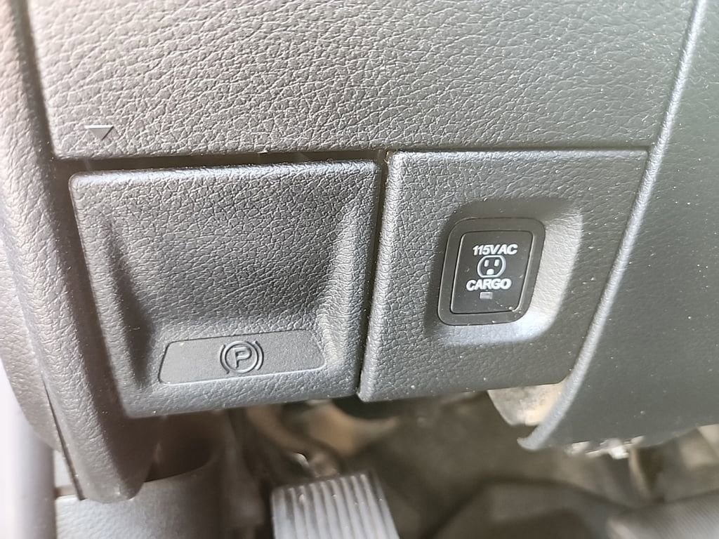 Used 2022 RAM 2500 Limited AWD/4WD image 44