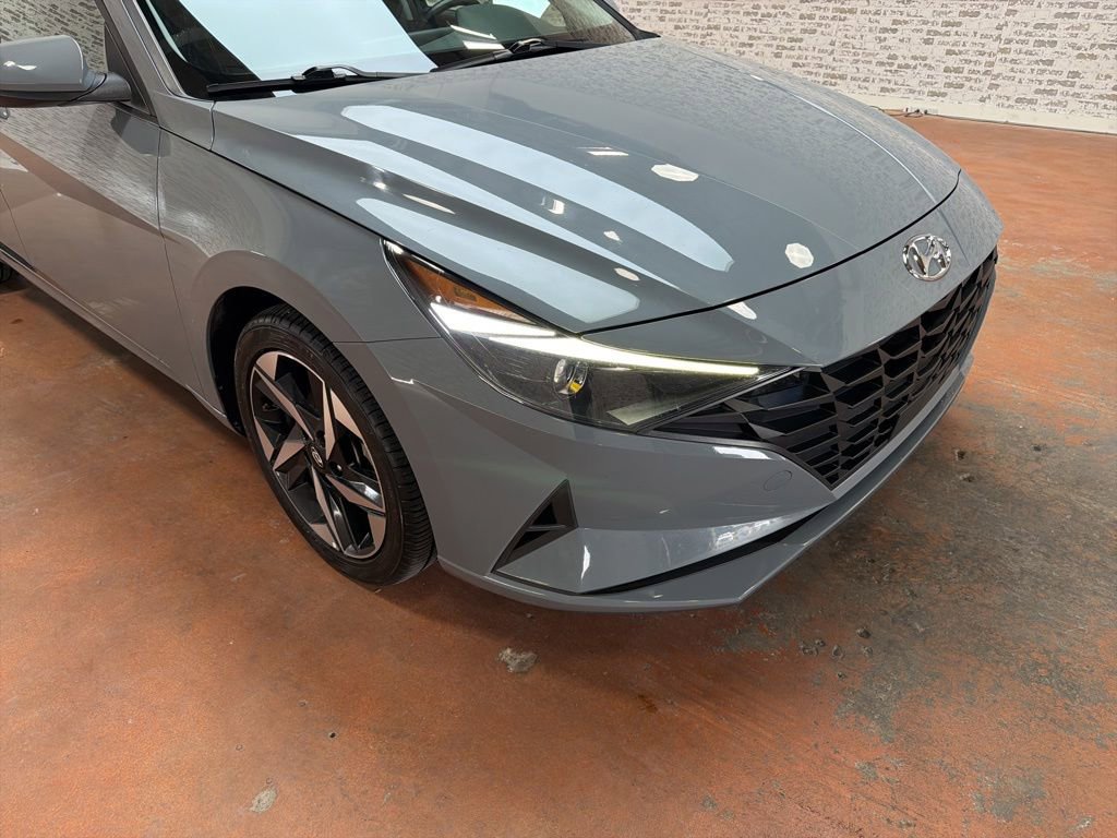 Certified 2023 Hyundai Elantra SEL w/ Convenience Package FWD image 10