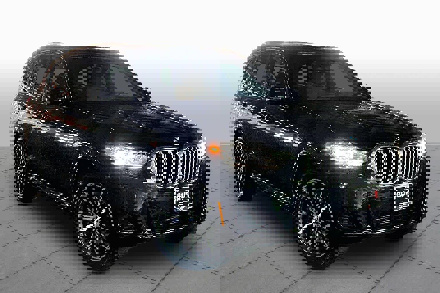 Used 2023 BMW X3 xDrive30i w/ M Sport Package image 2