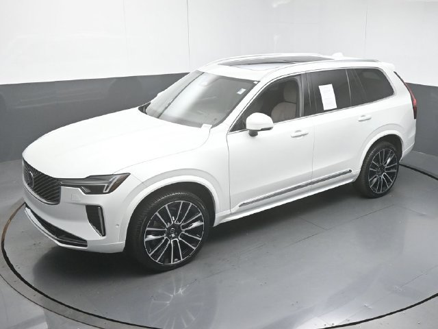 Used 2026 Volvo XC90 B6 Plus w/ Protection Package Premier AWD/4WD image 46
