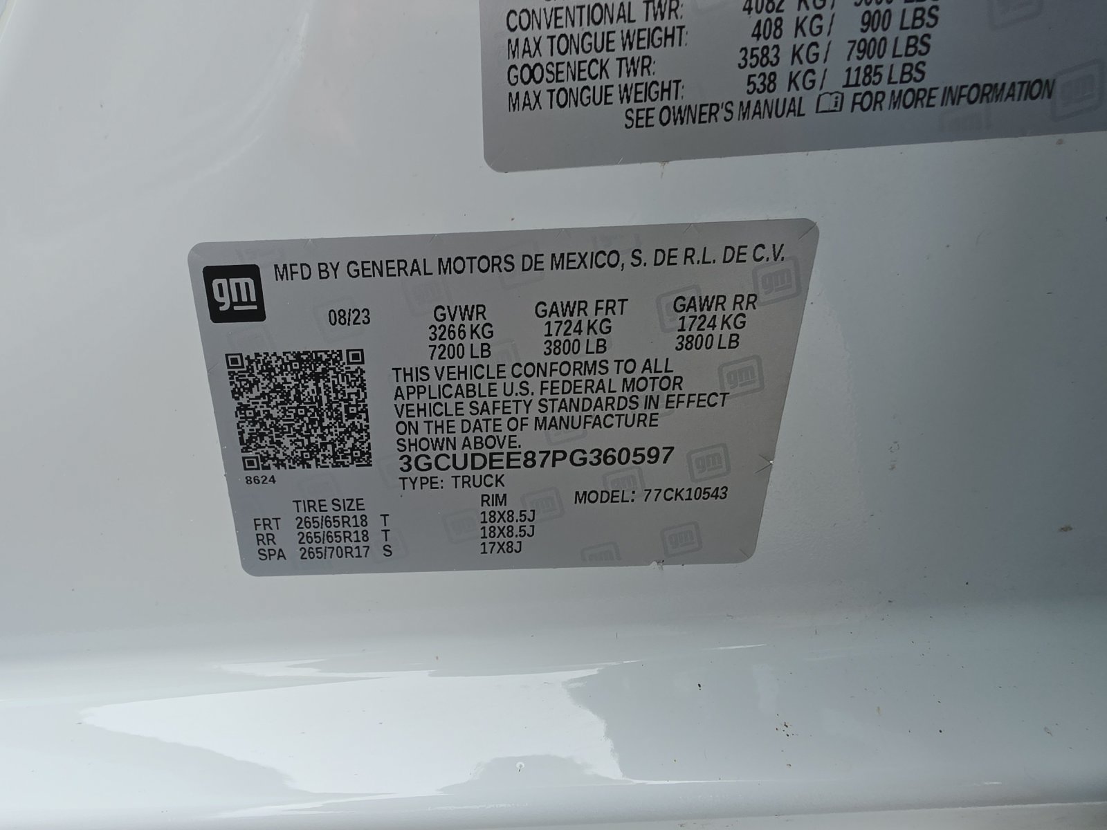 Used 2023 Chevrolet Silverado 1500 RST AWD/4WD image 27