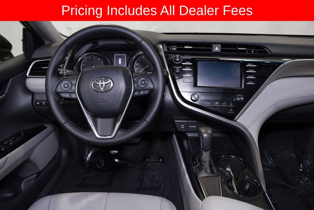 Used 2018 Toyota Camry SE w/ Convenience Package FWD image 6