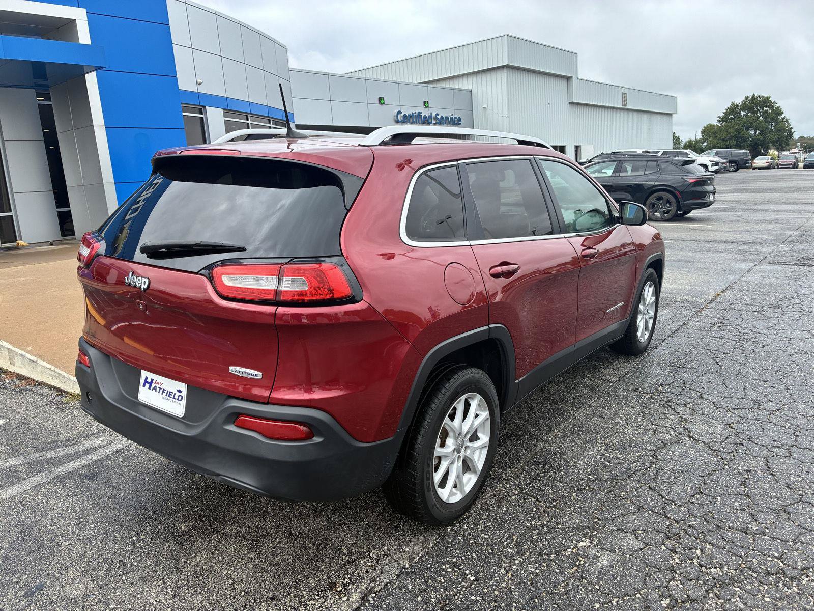 Used 2016 Jeep Cherokee Latitude w/ Comfort & Sound Group FWD image 8