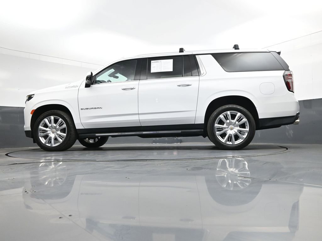 Used 2021 Chevrolet Suburban High Country image 43
