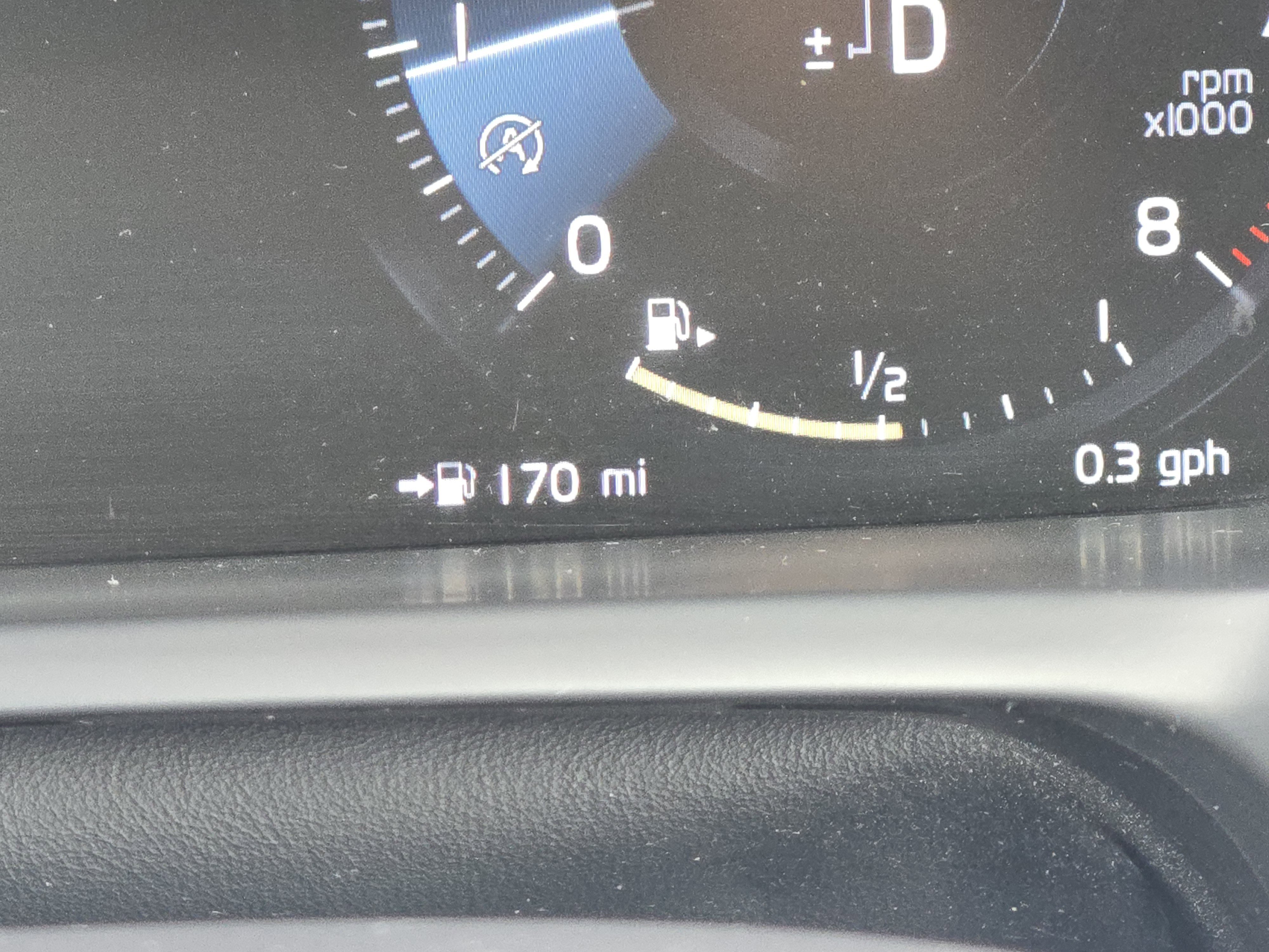 Used 2021 Volvo XC90 T6 Momentum image 30