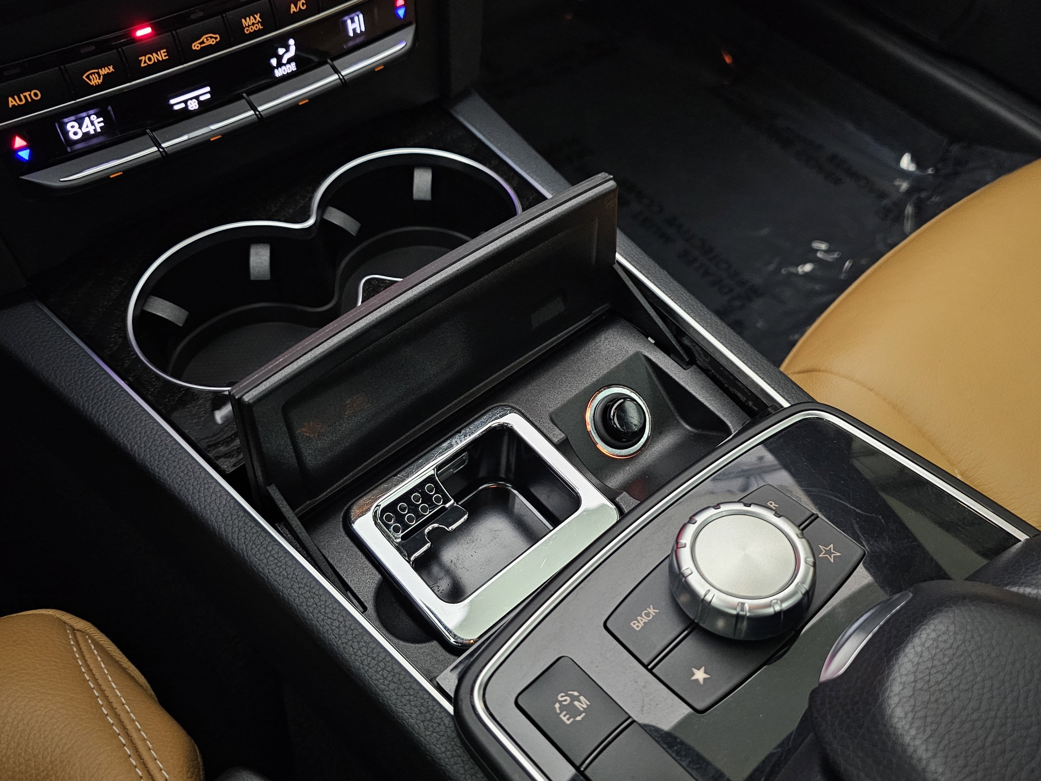 Used 2015 Mercedes-Benz E 400 4MATIC Coupe image 37