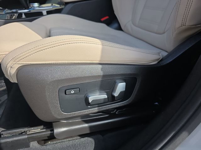 Used 2019 BMW X3 xDrive30i w/ Driving Assistance Package image 44