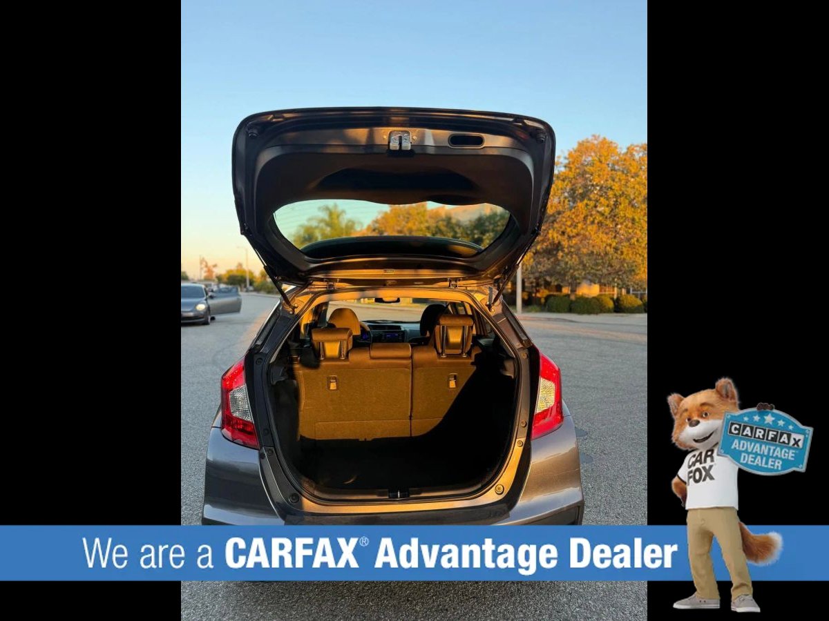 Used 2019 Honda Fit LX image 30