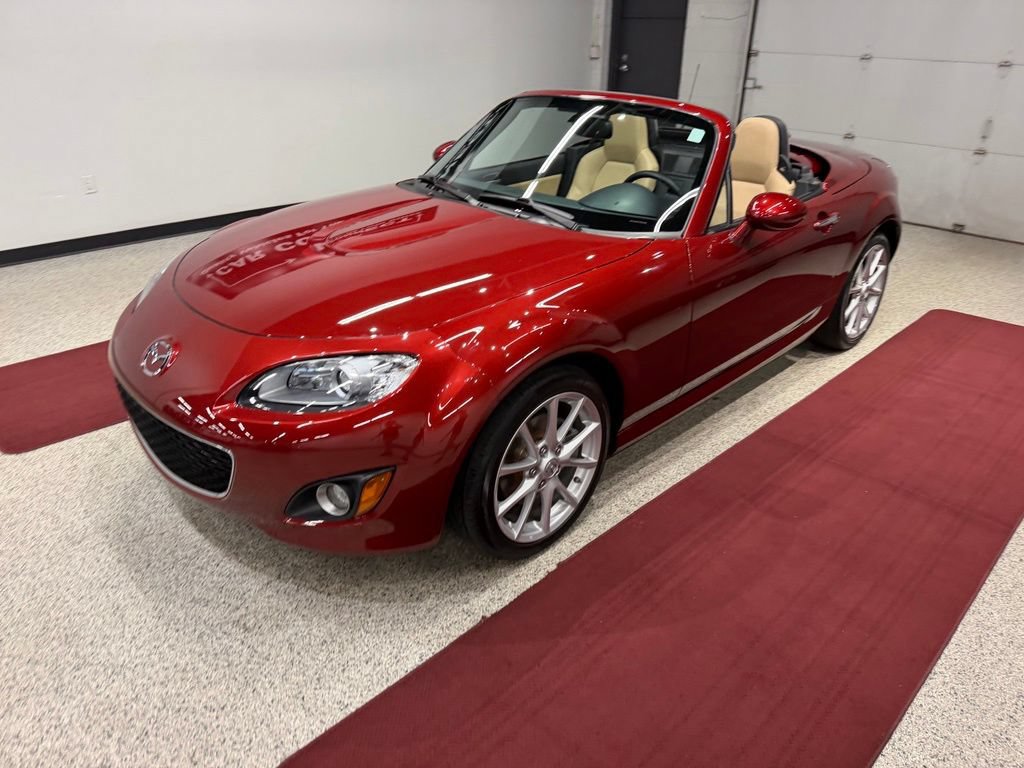 Used 2012 MAZDA MX-5 Miata Grand Touring w/ Premium Pkg RWD image 3