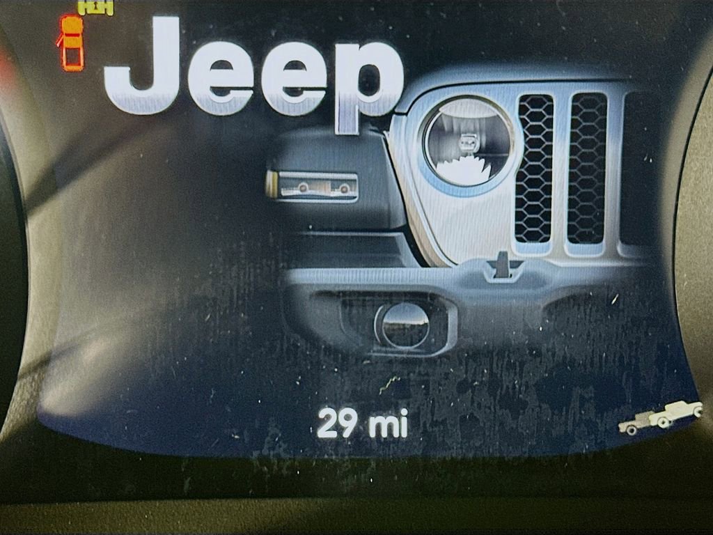 New 2025 Jeep Gladiator Mojave image 11