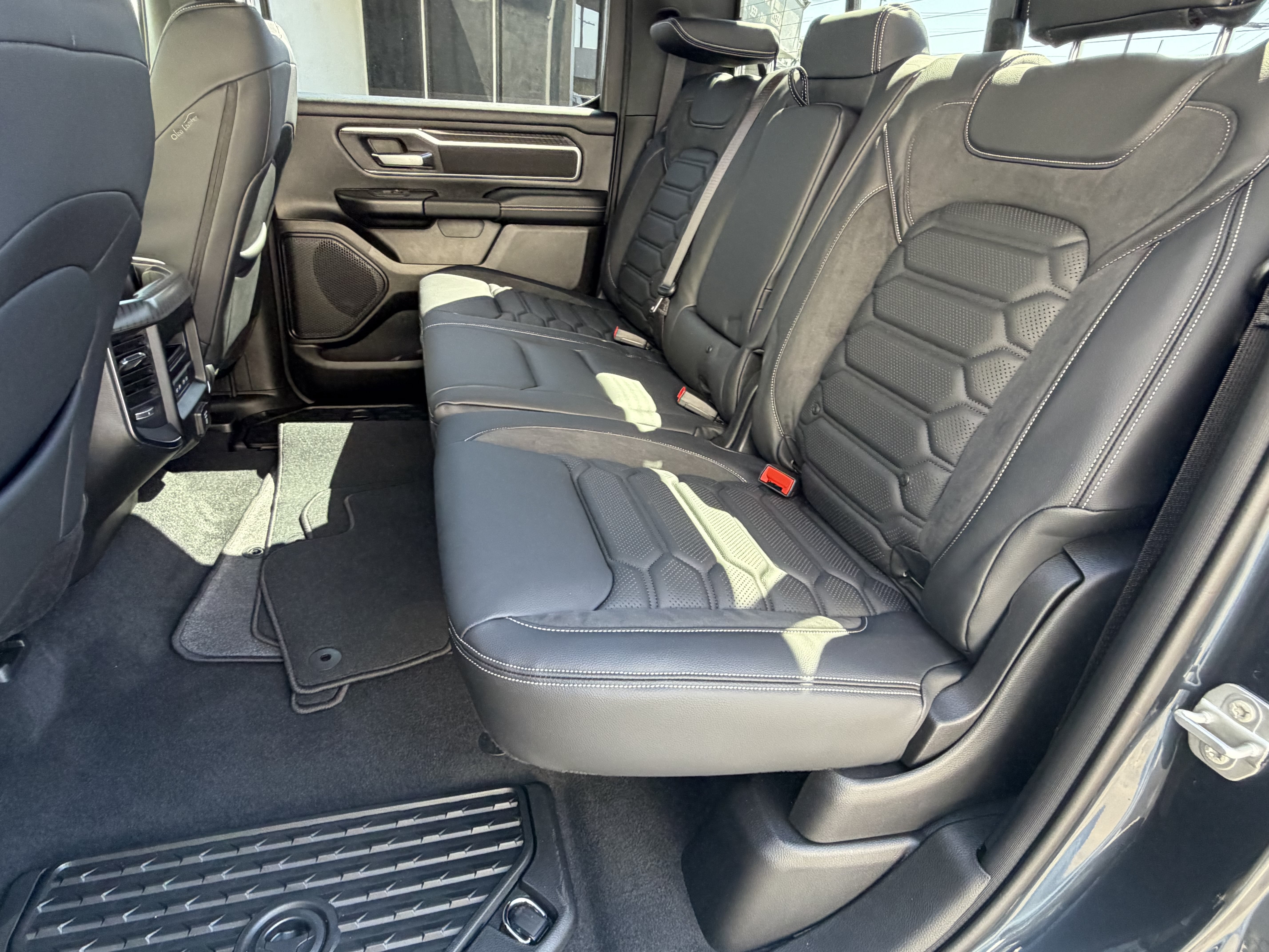 New 2026 RAM 1500 Big Horn AWD/4WD image 34