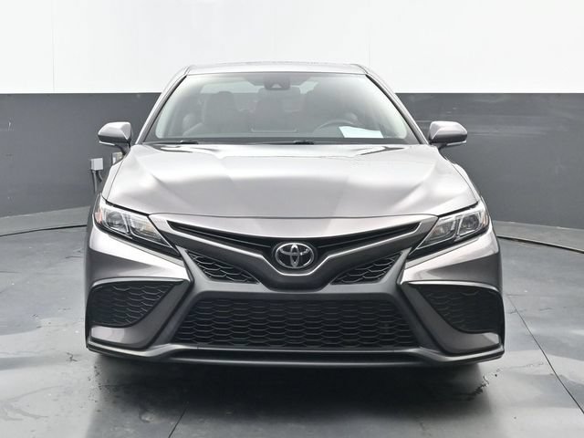 Used 2024 Toyota Camry SE w/ Convenience Package FWD image 21