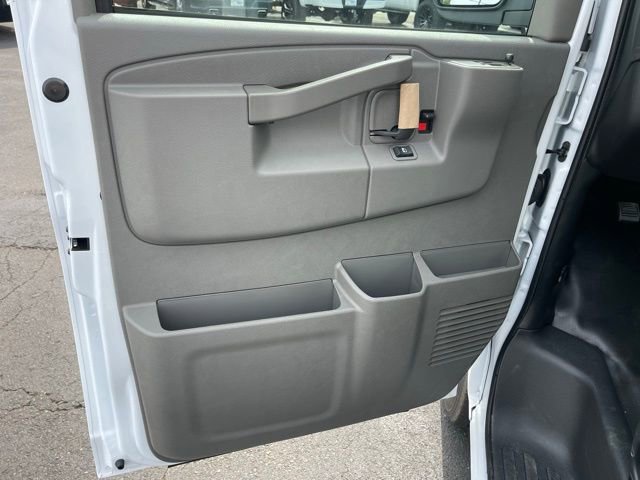 New 2025 Chevrolet Express 2500 w/ Driver Convenience Package RWD image 13
