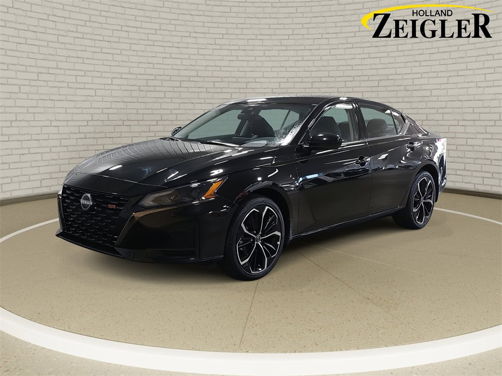 Used 2025 Nissan Altima 2.5 SR