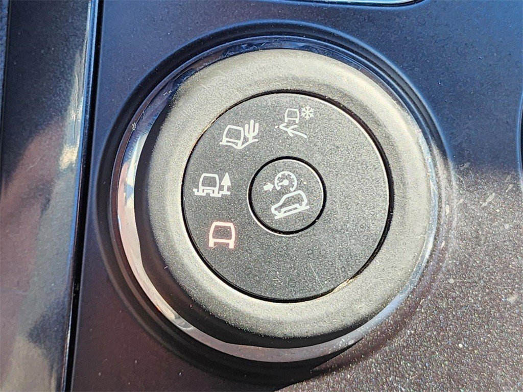 Used 2017 Ford Explorer XLT w/ Equipment Group 202A image 33