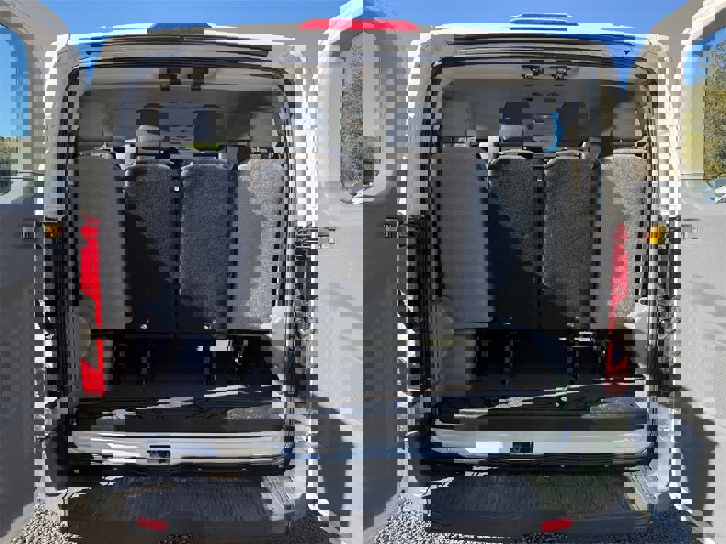 Used 2017 Ford Transit 350 XLT image 24