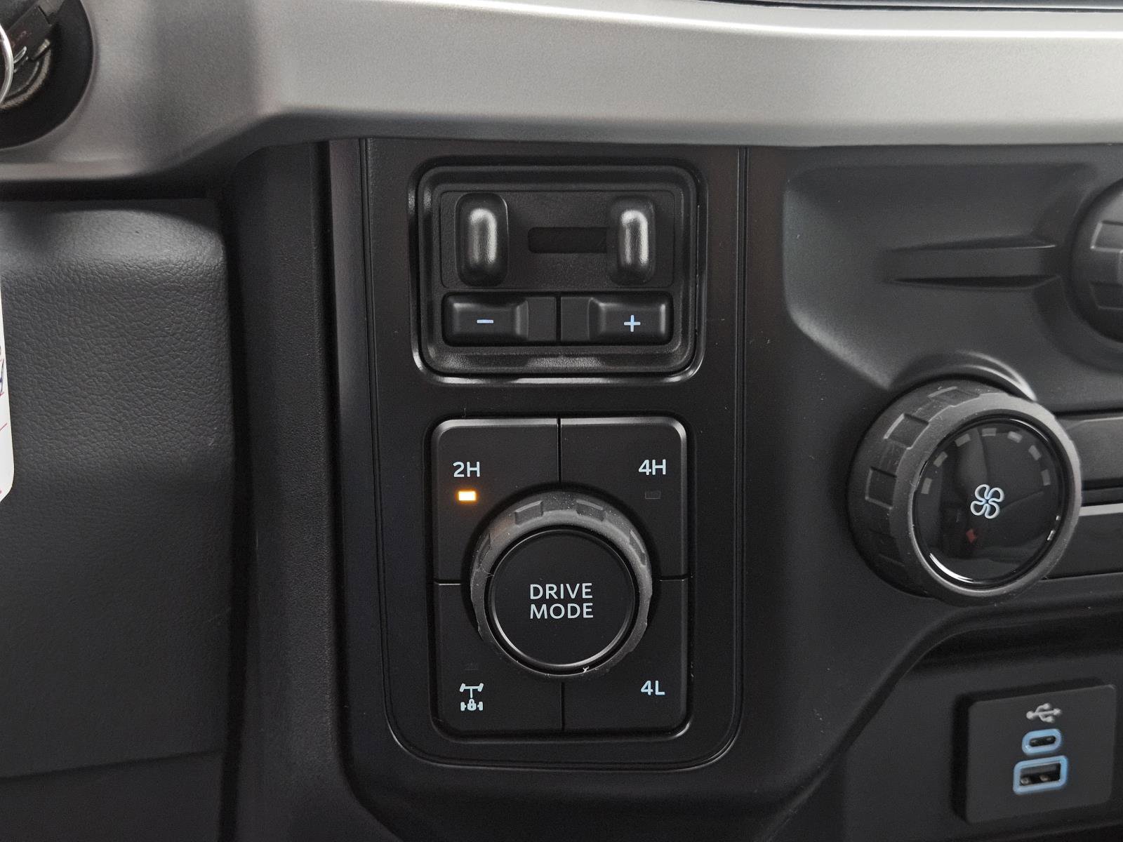 New 2026 Ford F350 image 22