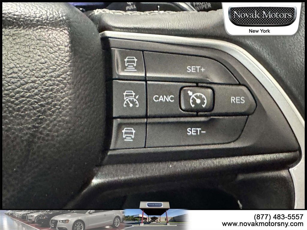 Used 2022 Jeep Grand Cherokee Altitude image 17