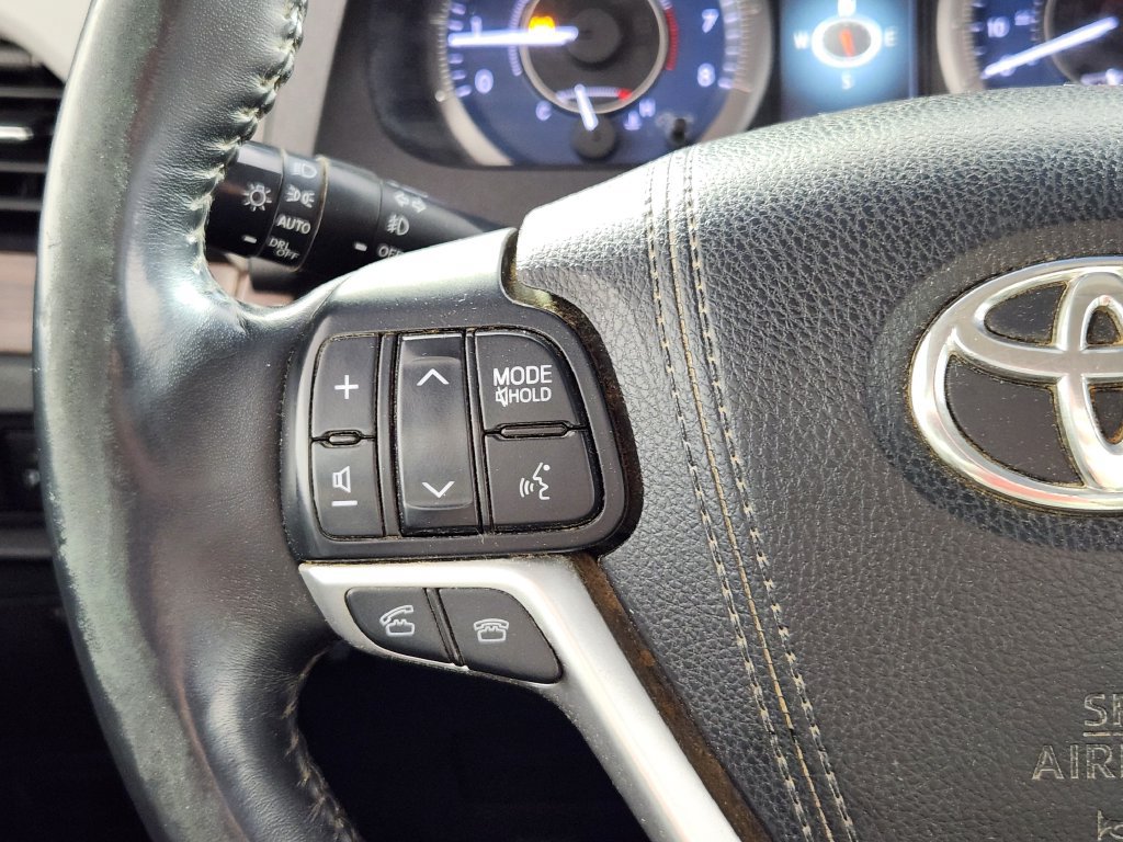Used 2015 Toyota Sienna Limited Premium AWD/4WD image 19