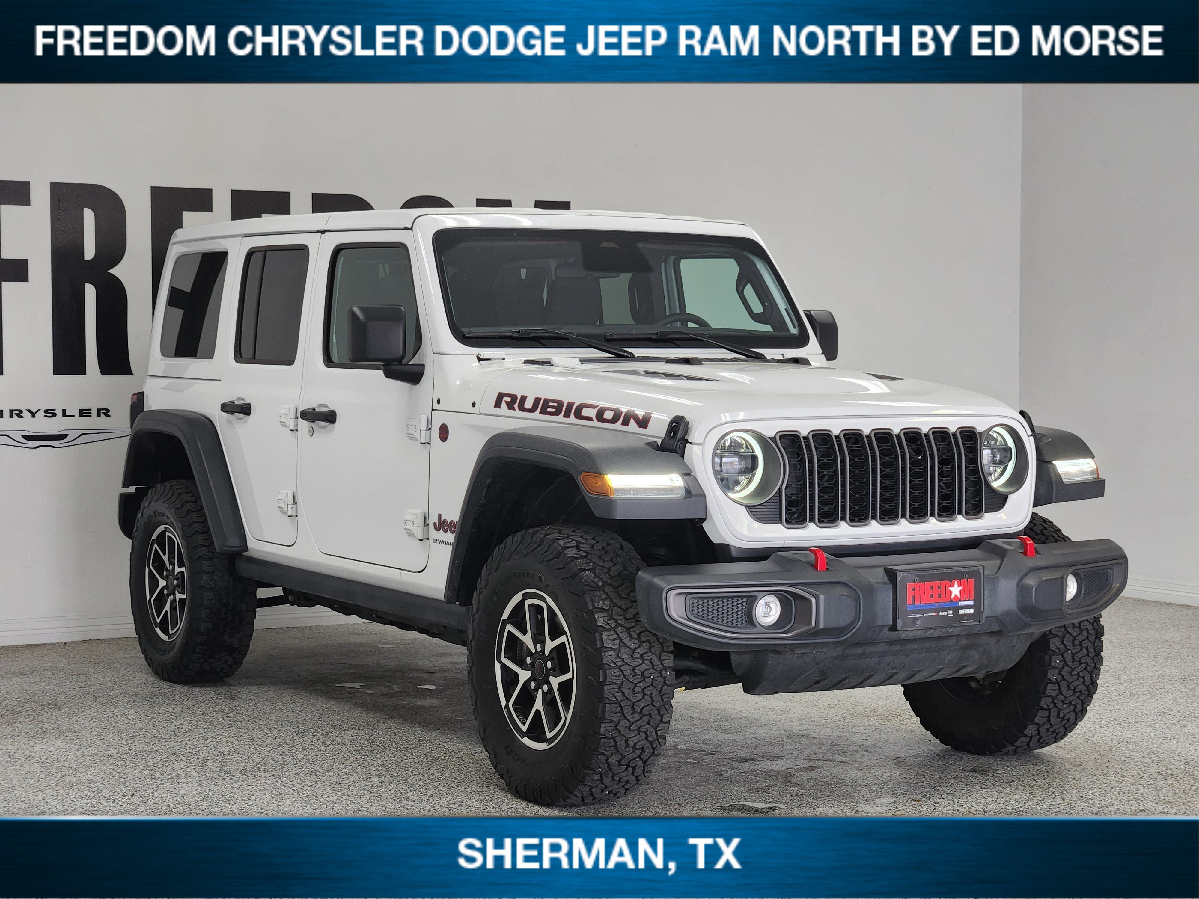 Used 2025 Jeep Wrangler Unlimited Rubicon image 2