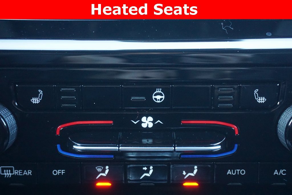 Used 2024 Jeep Grand Cherokee Altitude image 8