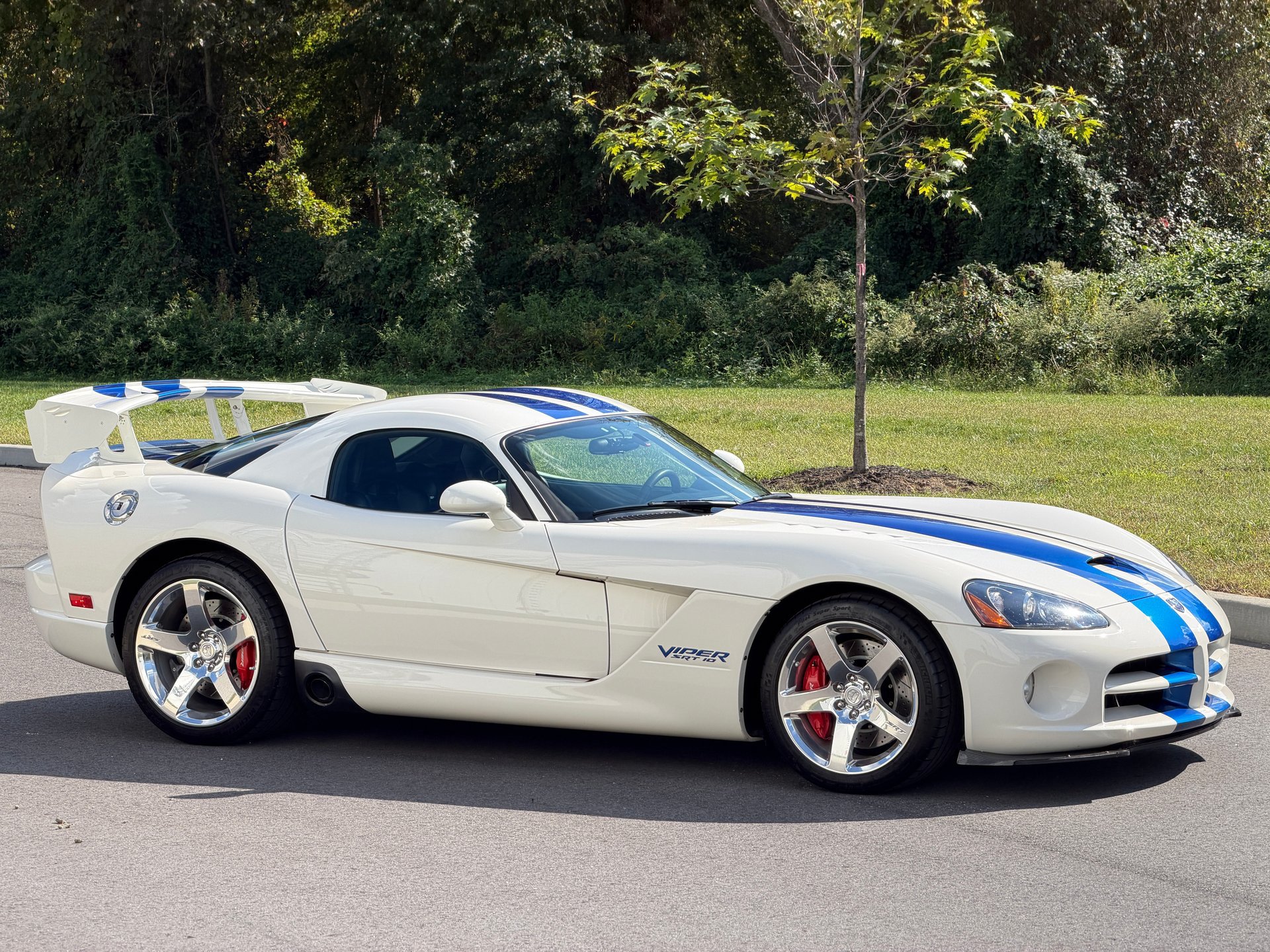 Used 2006 Dodge Viper SRT-10 w/ VOI9 Edition RWD image 8