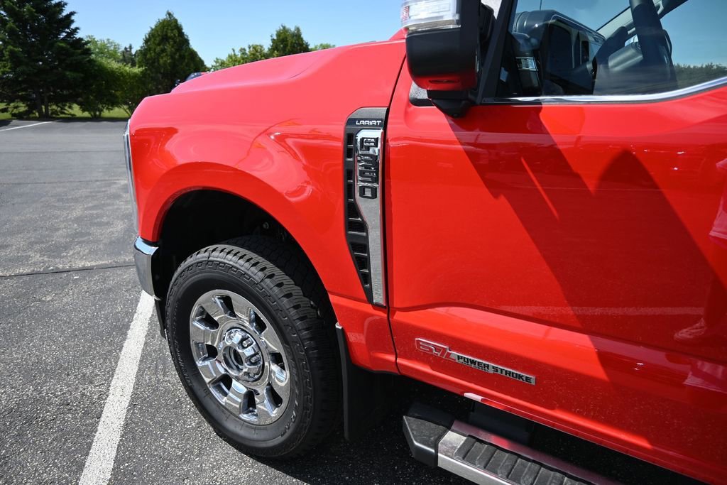 New 2026 Ford F350 Lariat w/ Lariat Premium Package AWD/4WD image 14