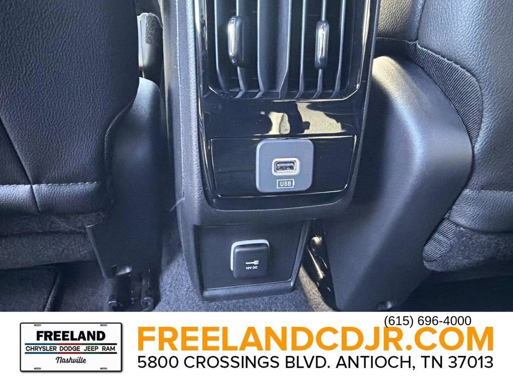 New 2026 Jeep Compass Latitude image 16