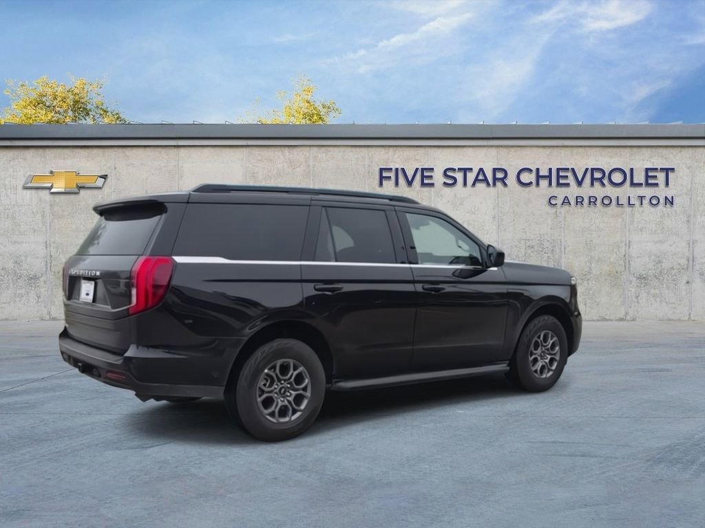 Used 2025 Ford Expedition Active AWD/4WD image 8