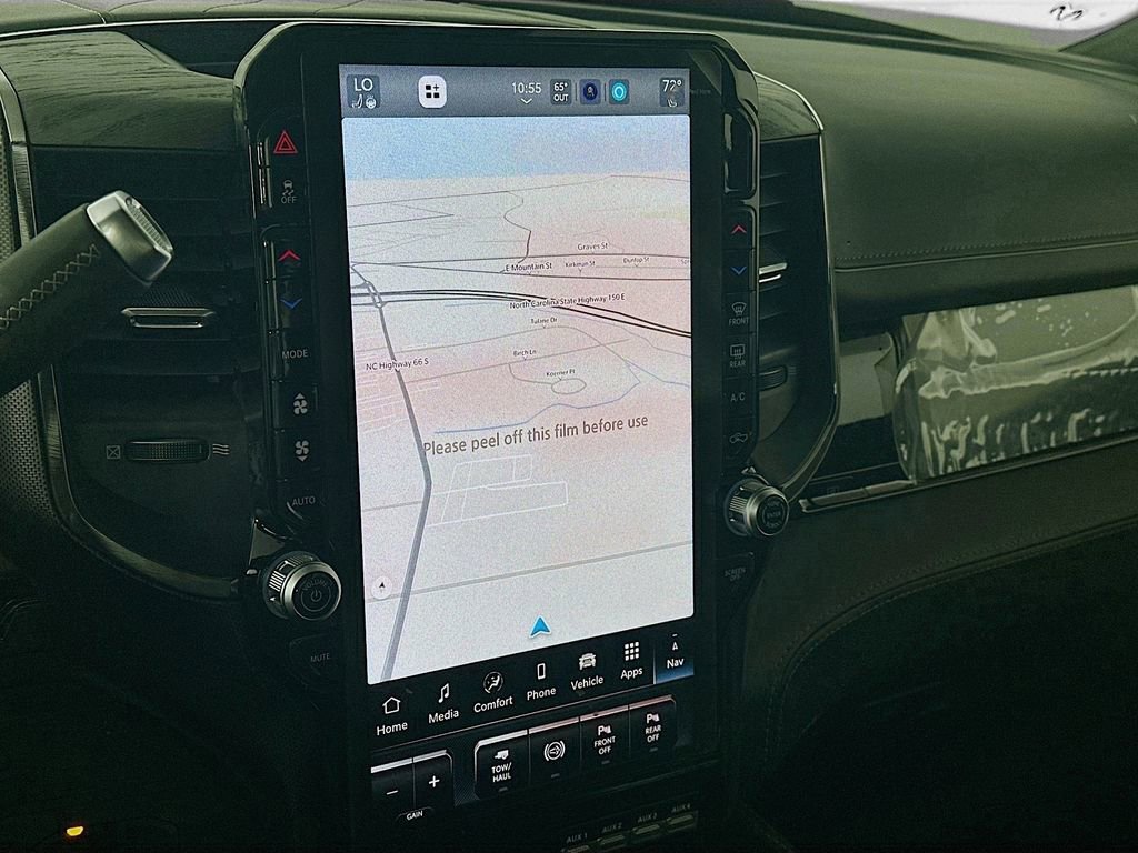 New 2025 RAM 2500 Limited w/ Towing Technology Group image 15