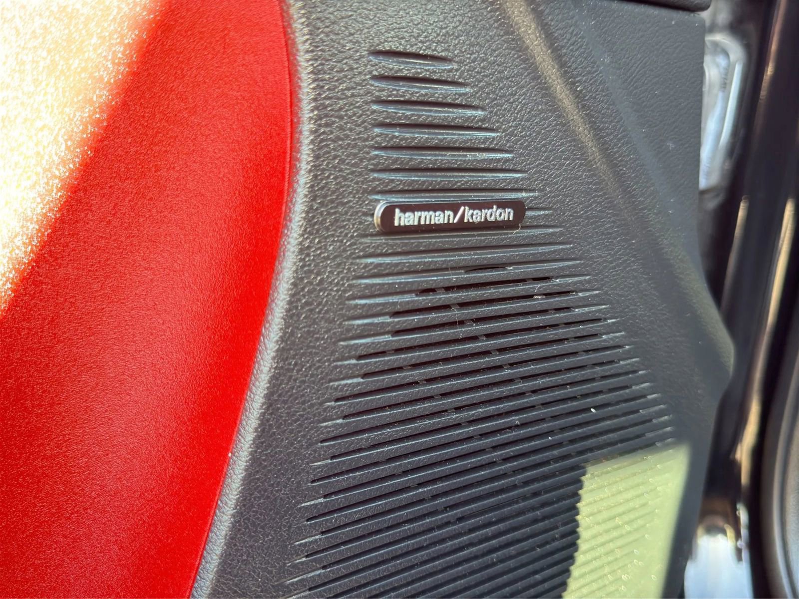 Used 2016 Dodge Challenger SRT w/ Technology Group image 25