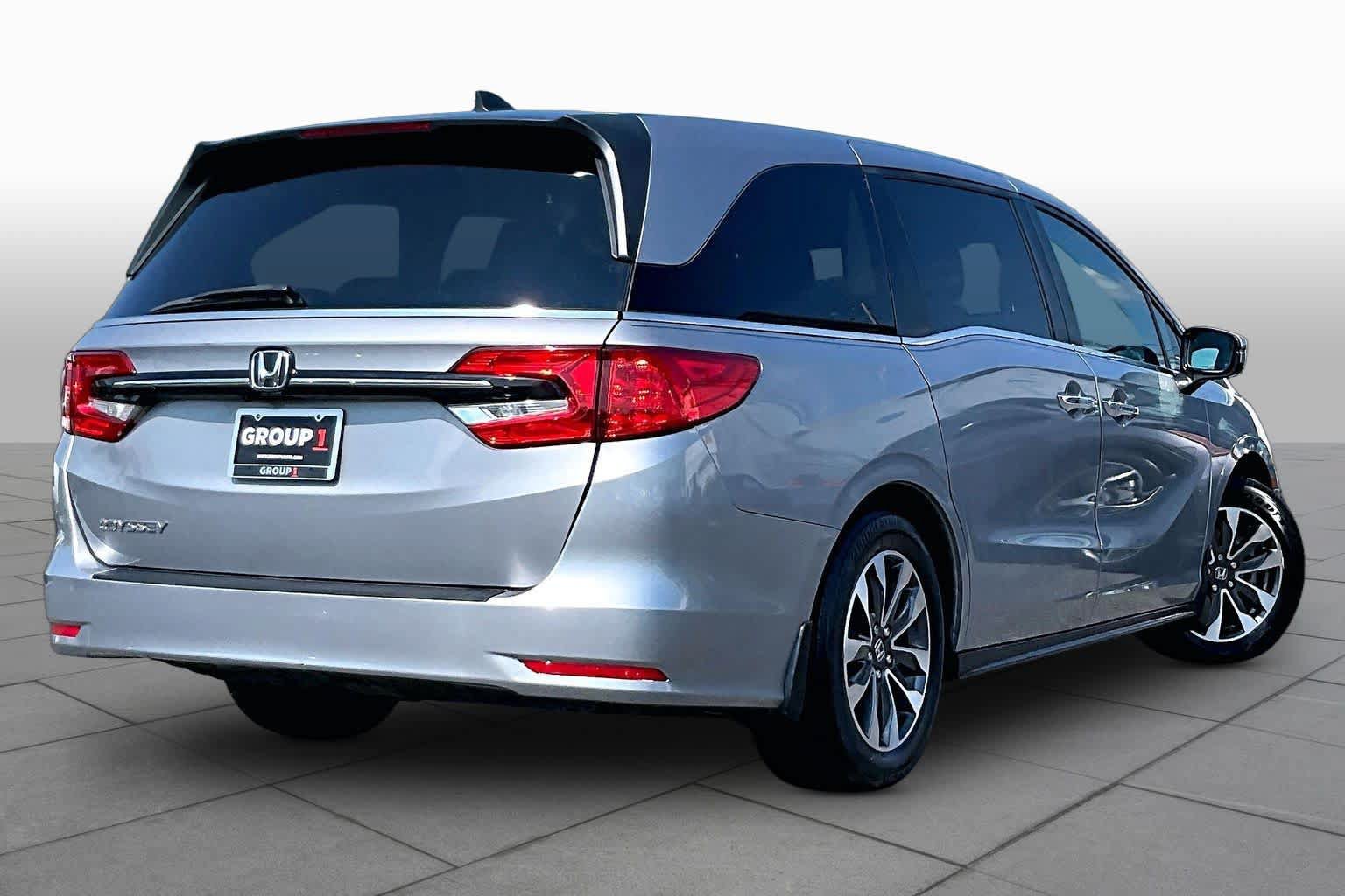 Used 2023 Honda Odyssey EX-L image 13