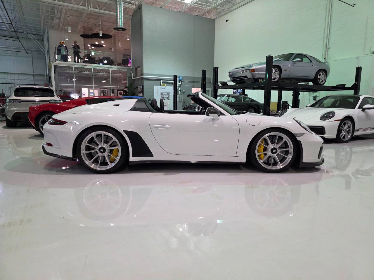 Used 2019 Porsche 911 Speedster RWD image 60