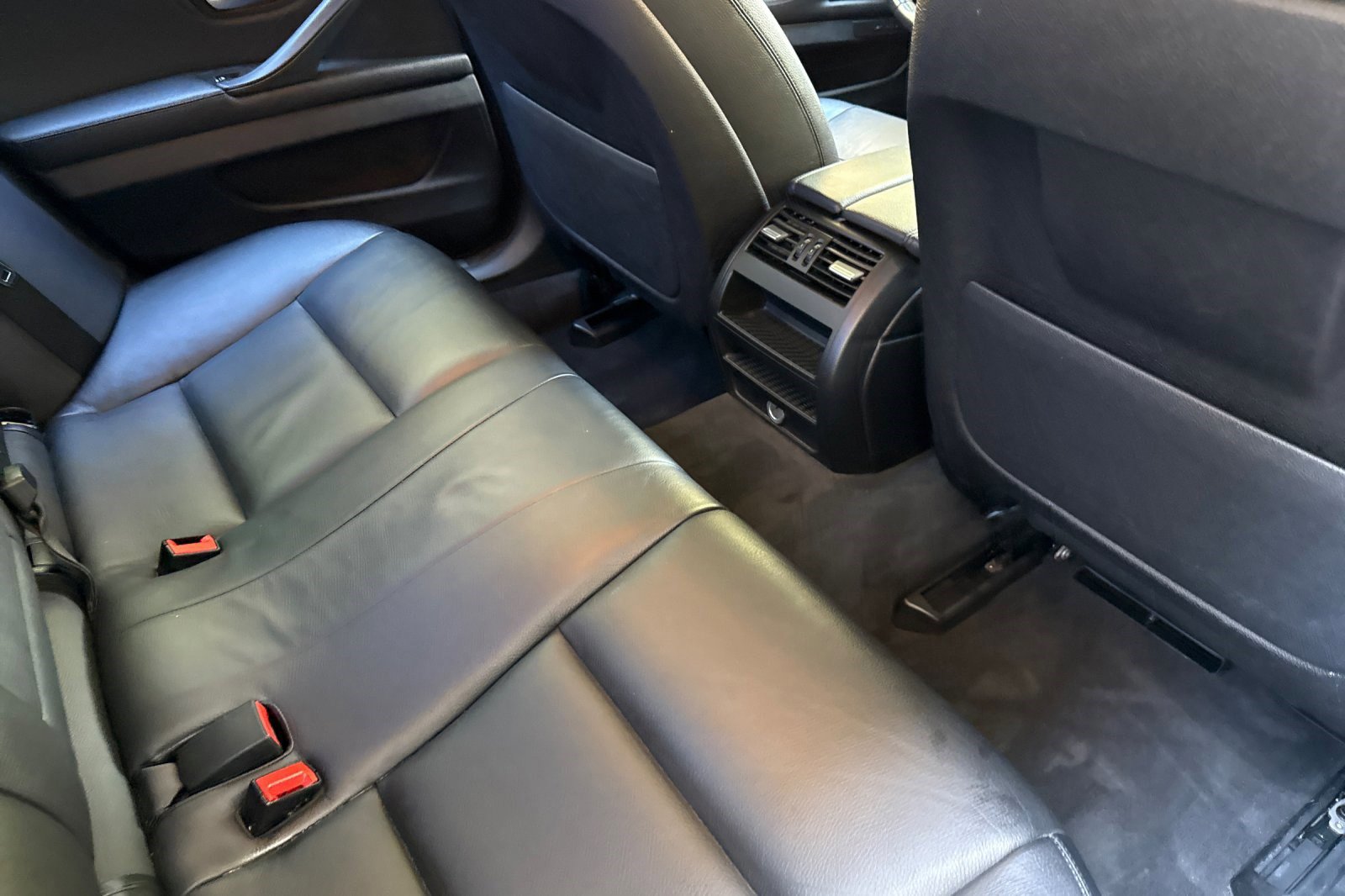 Used 2015 BMW 528i Sedan image 30