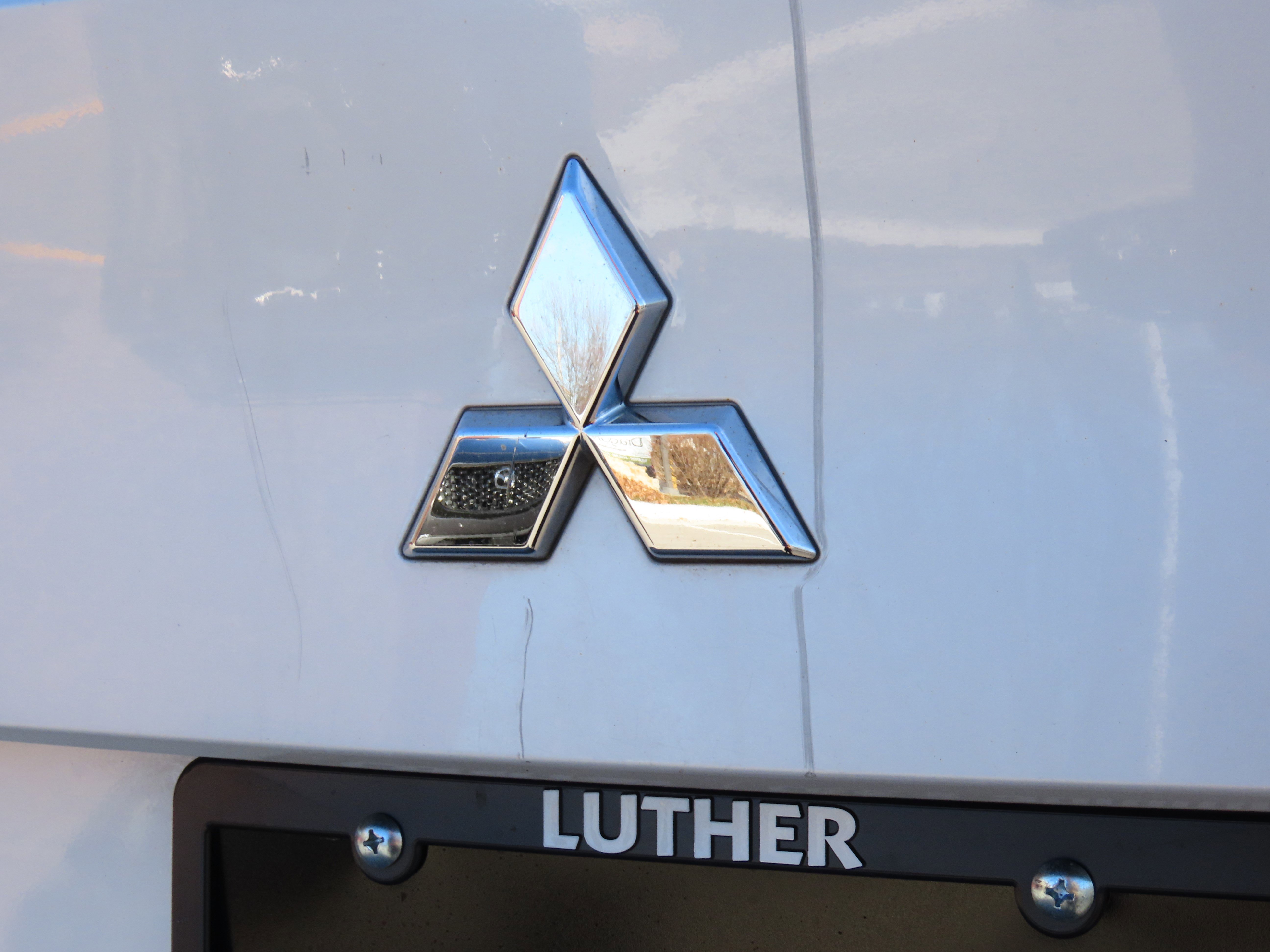 Used 2022 Mitsubishi Outlander ES image 15