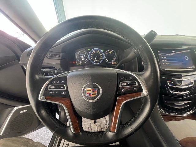 Used 2015 Cadillac Escalade Premium image 38