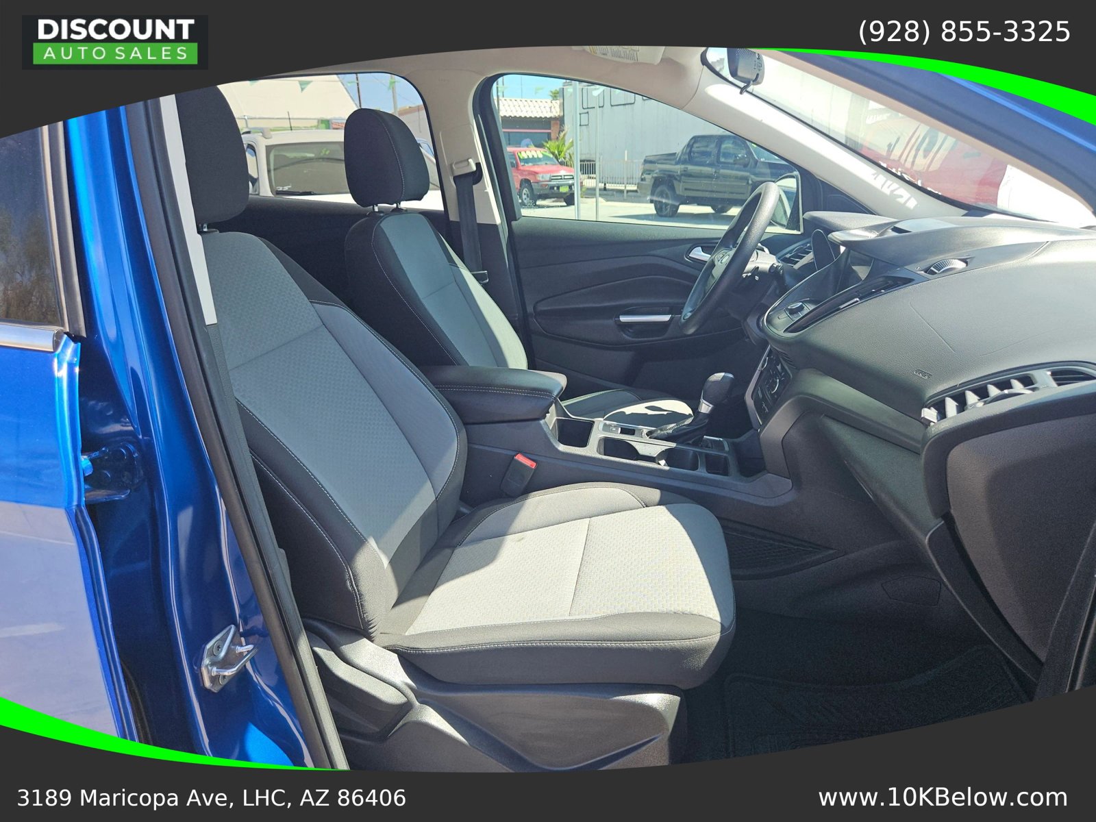 Used 2017 Ford Escape SE w/ Equipment Group 201A FWD image 9