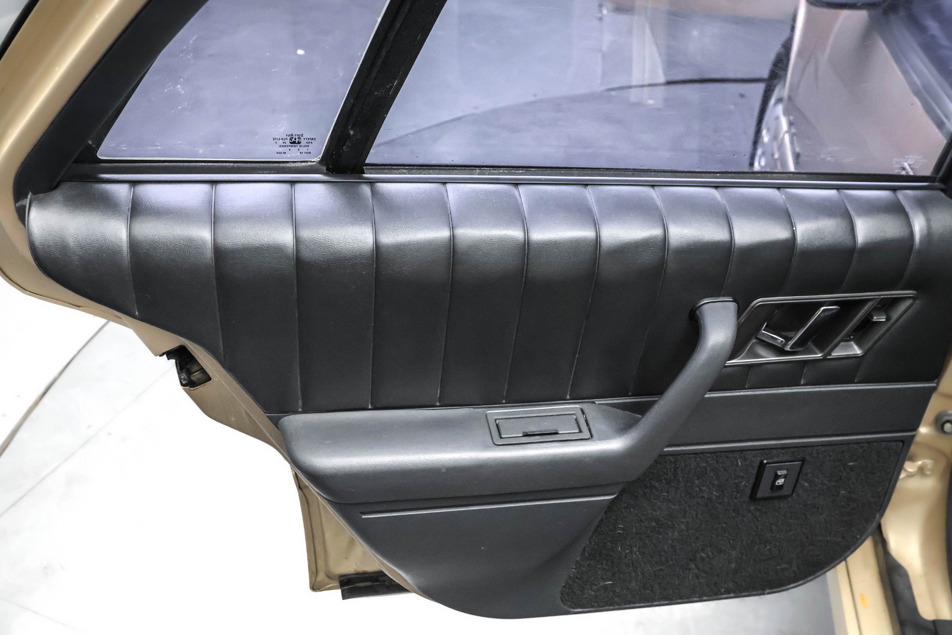 Used 1994 Oldsmobile Cutlass Supreme S image 15