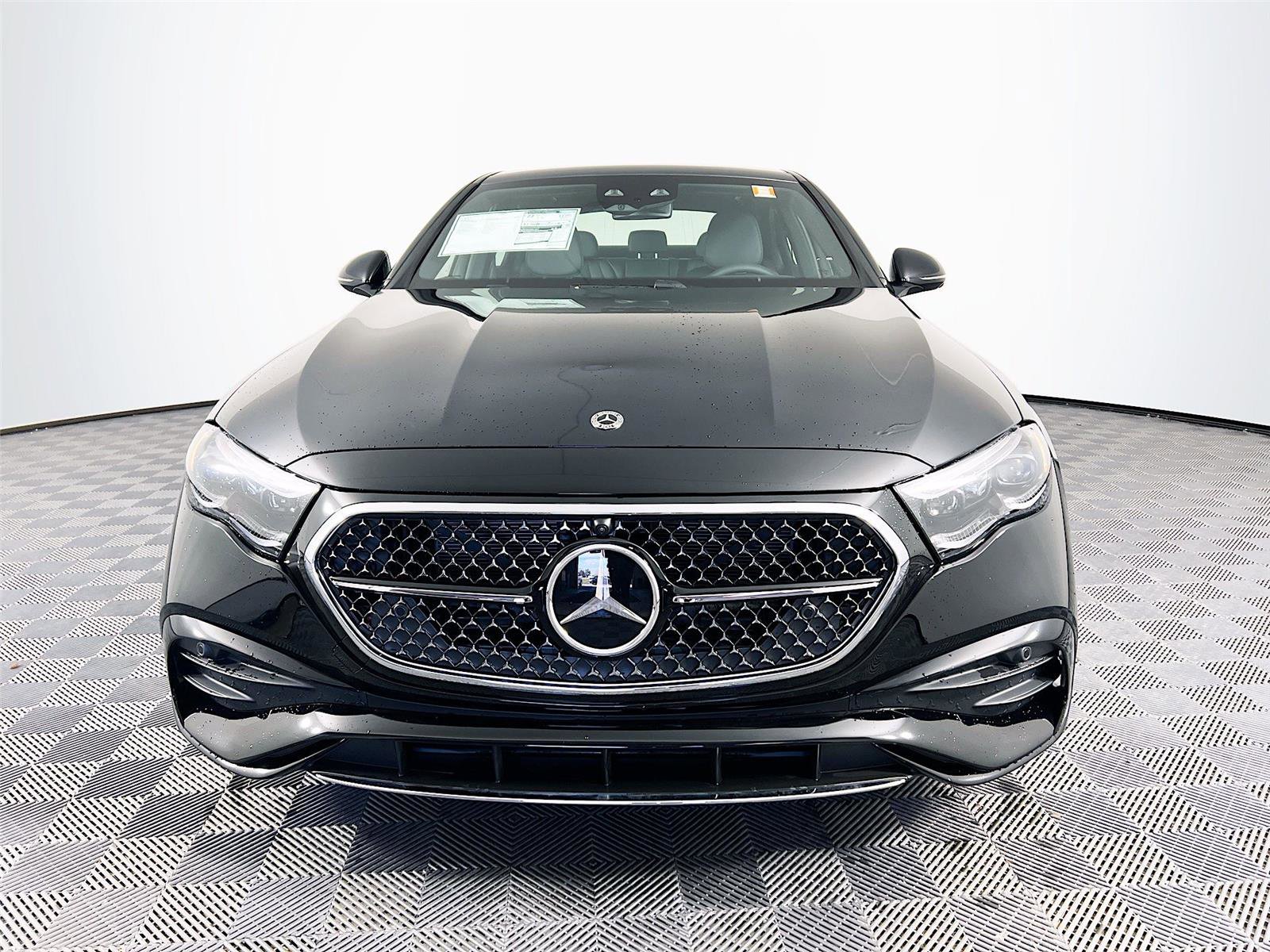 New 2026 Mercedes-Benz E 350 4MATIC Sedan image 9